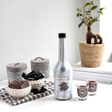 Licor de crema con sabor a chocolate y regaliz 15% 05L